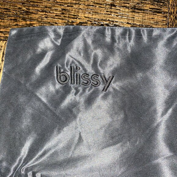 Blissy 100% Mulberry Silk Pillowcase - Black - Standard - Picture 3 of 6